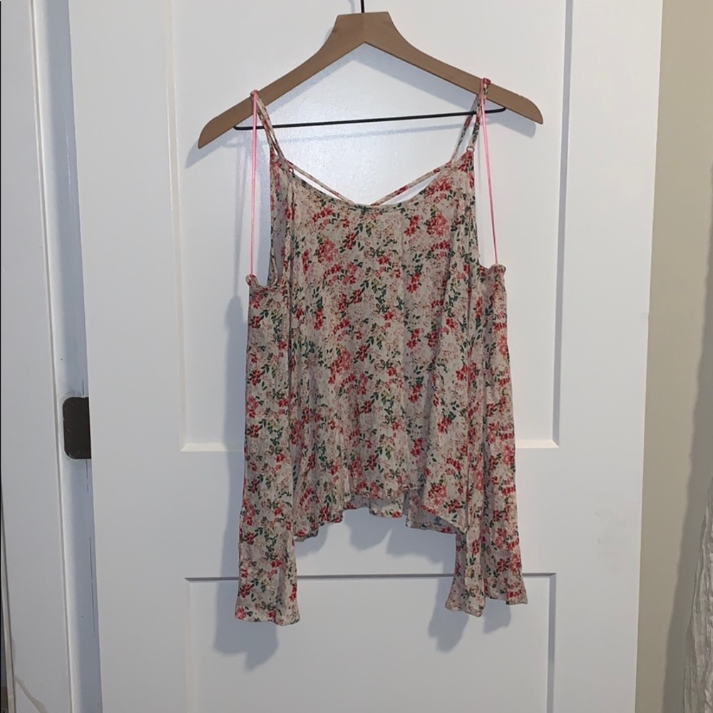 Floral Patterned Off Shoulder Shirt - Picture 2 of 5